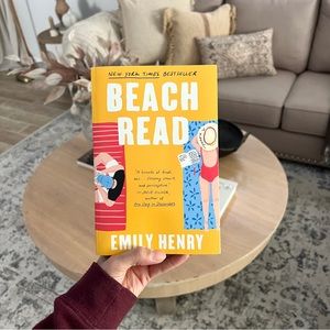 Beach Read by Emily Henry